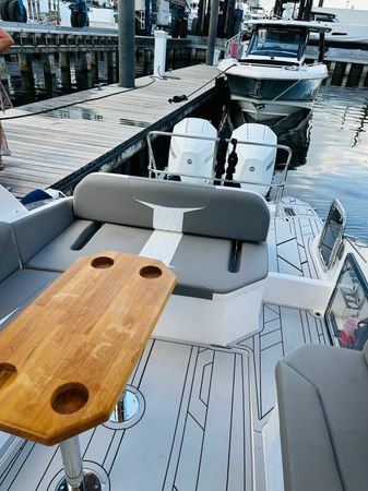 Hanover 305 | Pura Vida