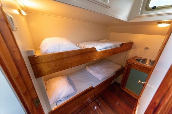 Custom Built 85 | Pelikaan