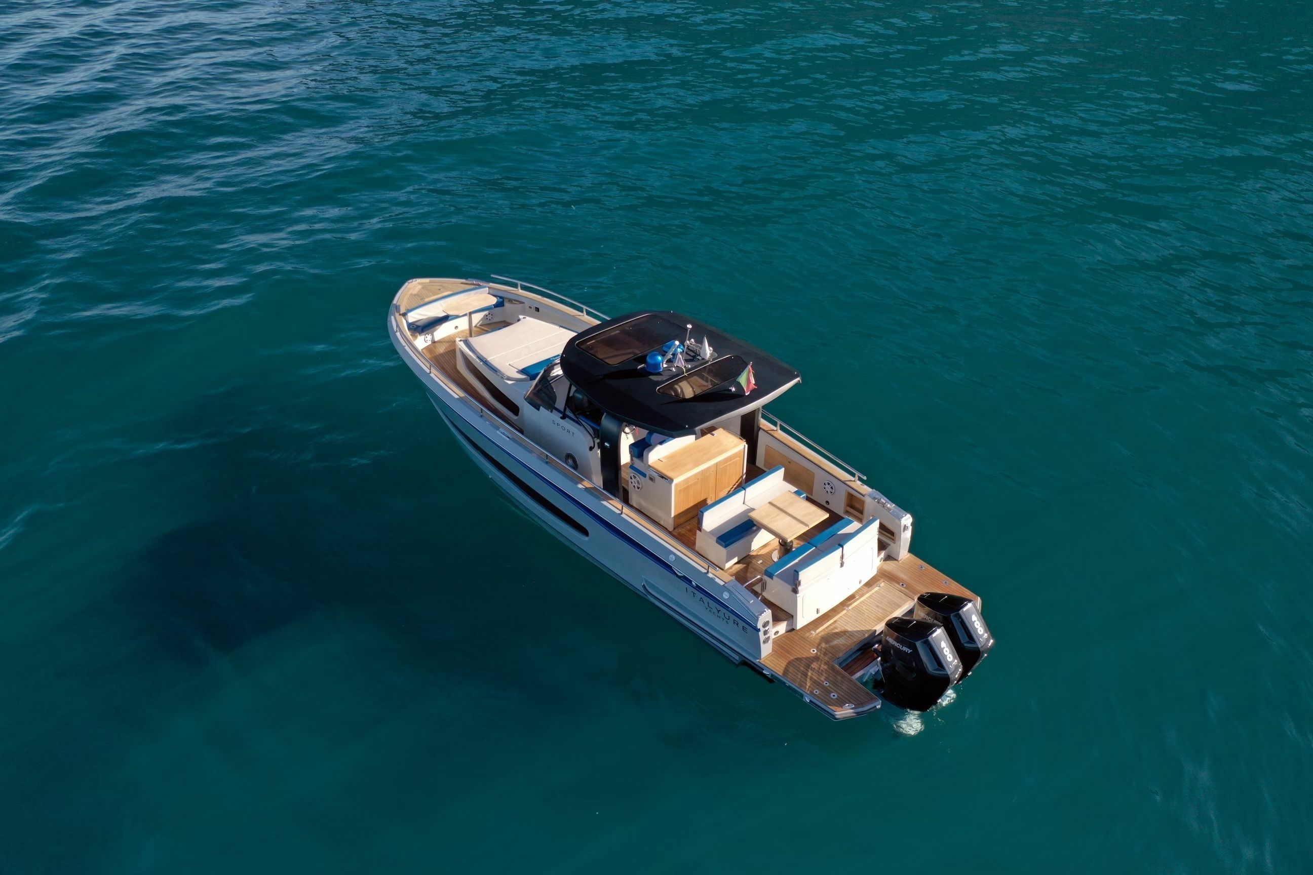 Italyure 38 | Genny