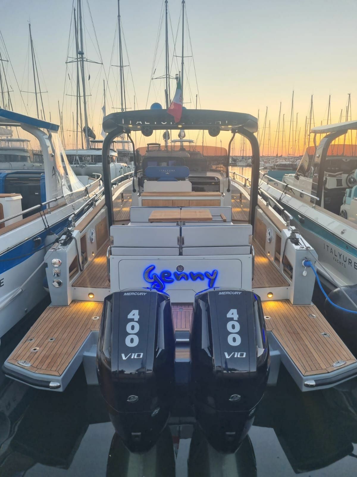 Italyure 38 | Genny