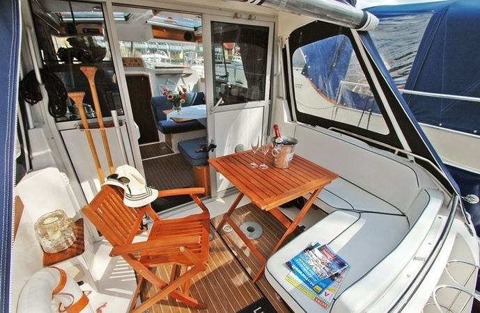 Nimbus 280 Coupe | Petra