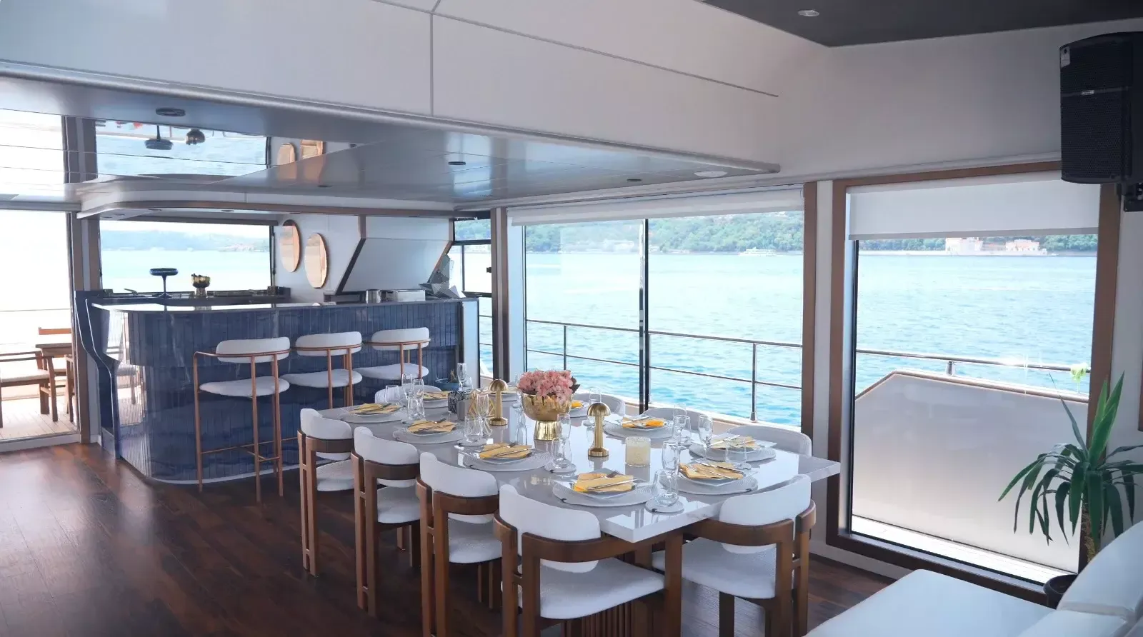 Custom Built 82 | Brise