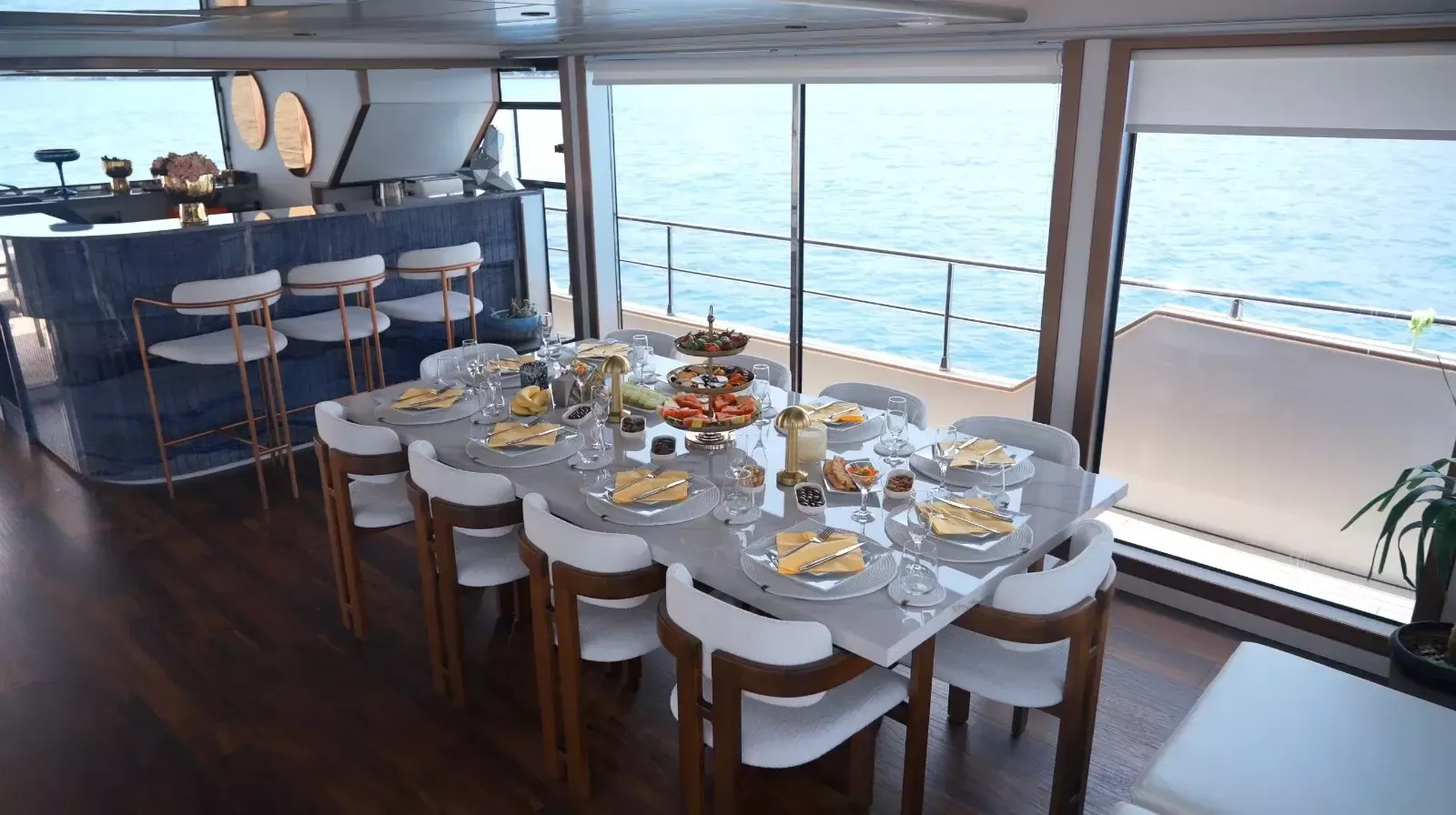 Custom Built 82 | Brise