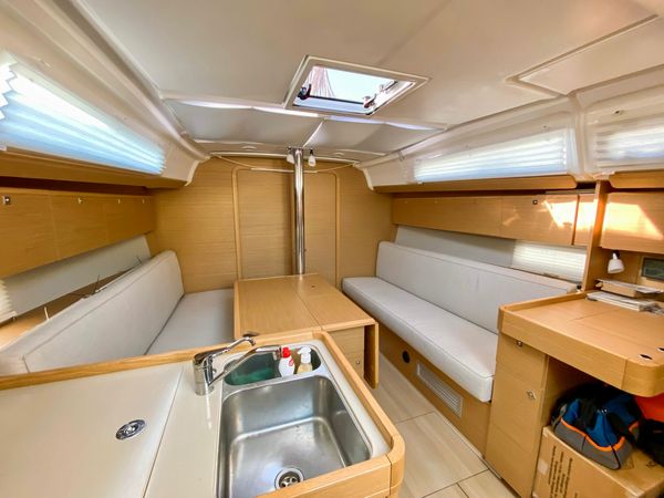 Dufour 360 | Romango