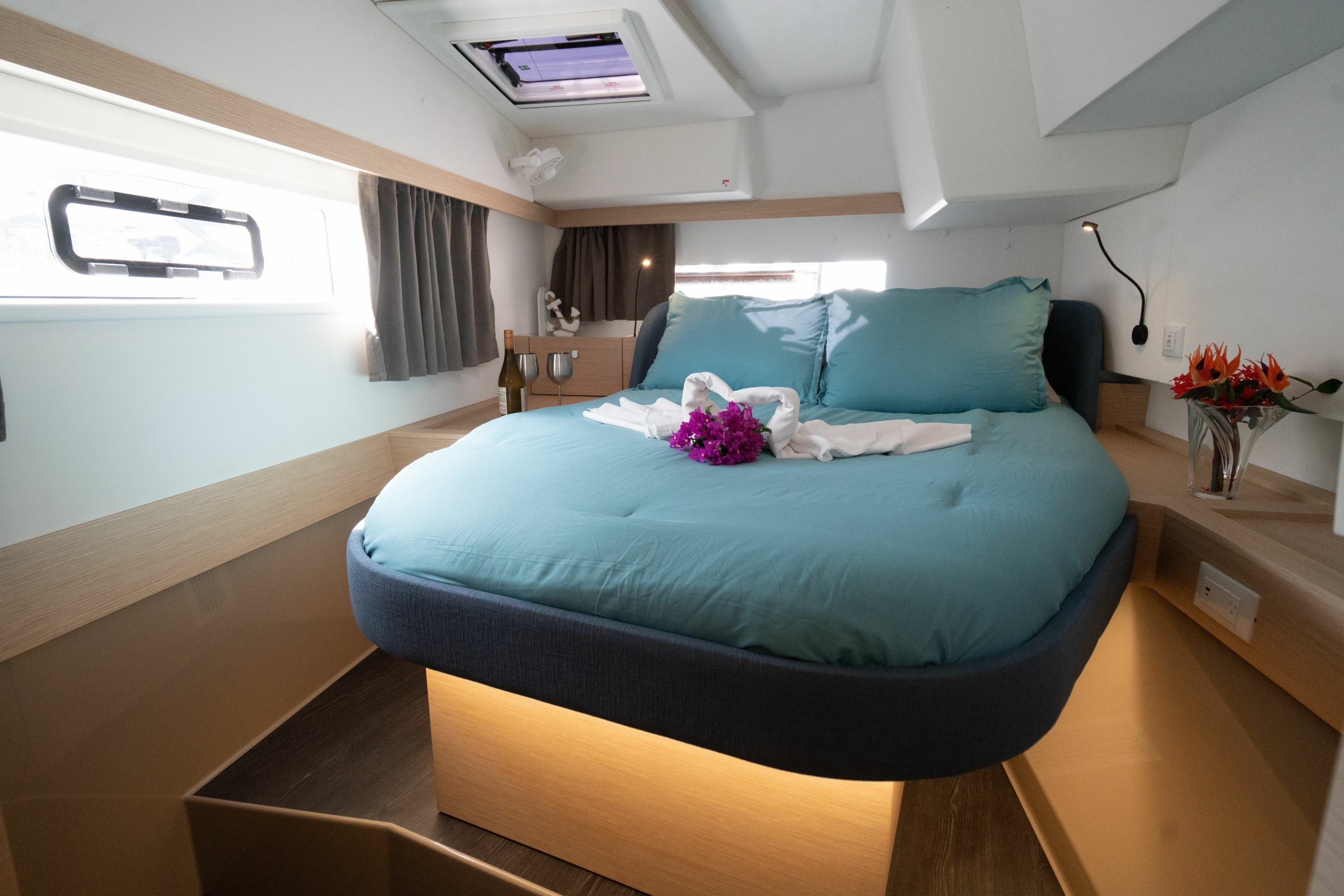Fountaine Pajot New 41 | Carpe Diem