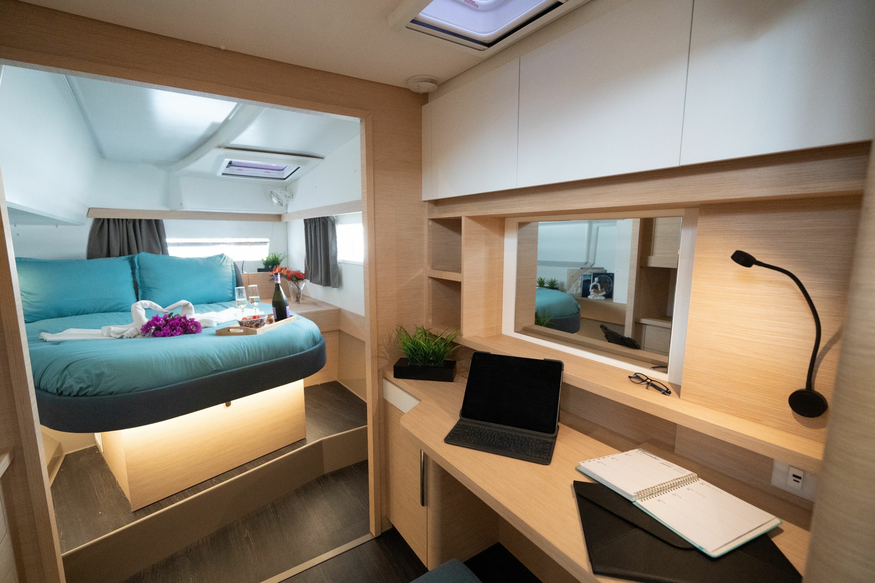 Fountaine Pajot New 41 | Carpe Diem