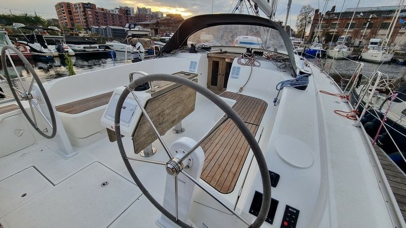 Bavaria Cruiser 46 | Wajra