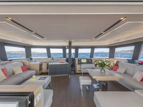 Fountaine Pajot Alegria 67 | Floramye