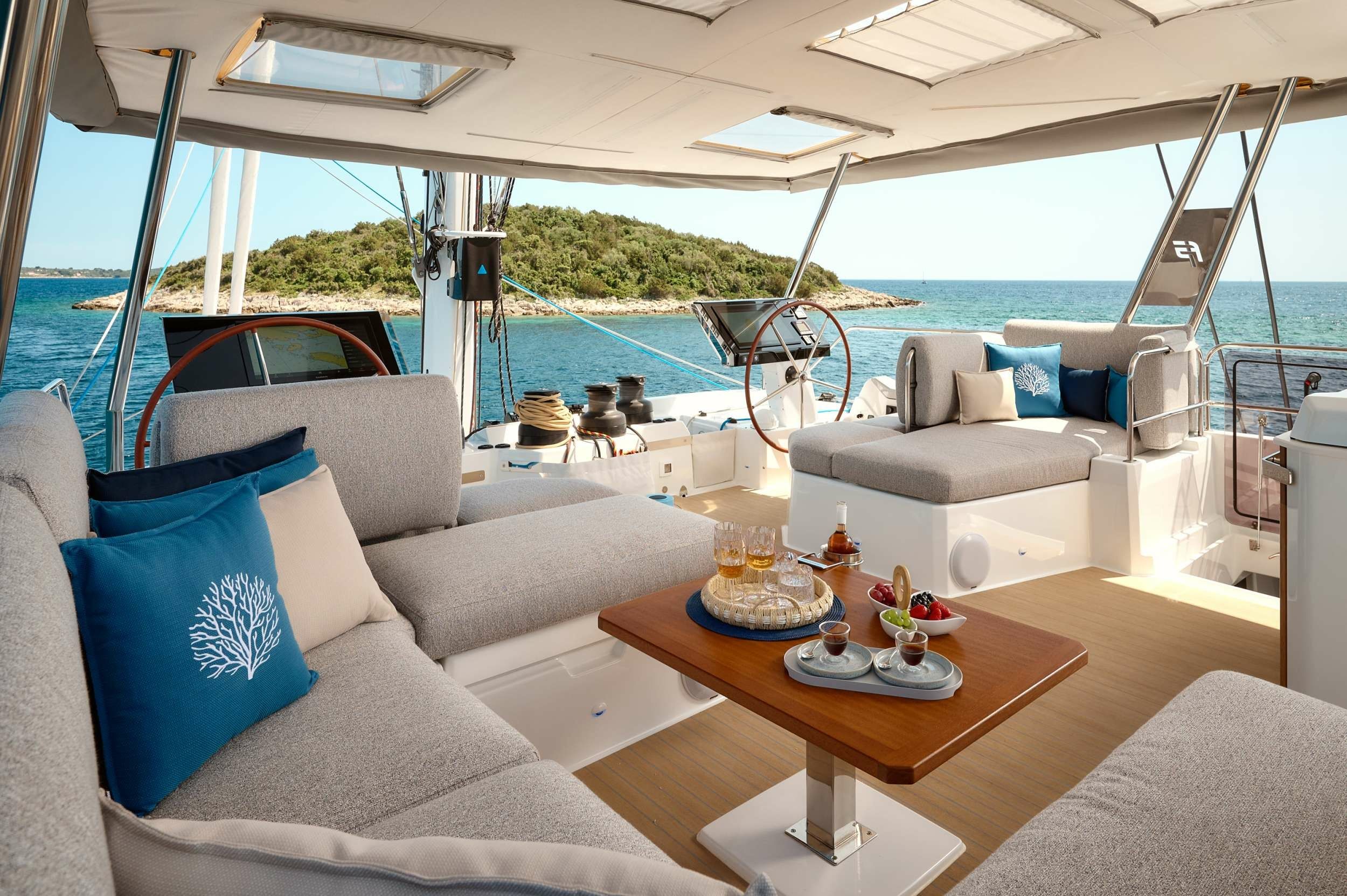 Fountaine Pajot Alegria 67 | Floramye
