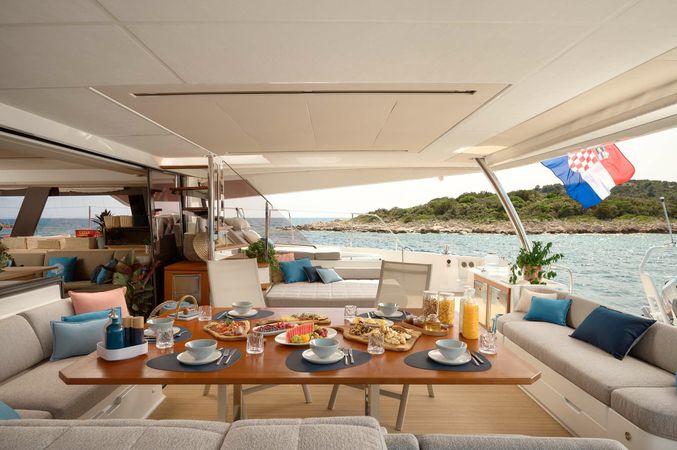 Fountaine Pajot Alegria 67 | Floramye
