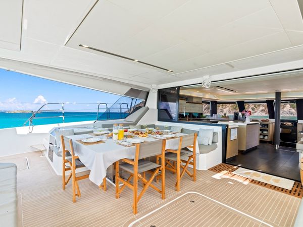 Fountaine Pajot Alegria 67 | Adeona