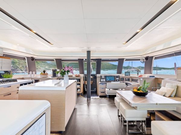 Fountaine Pajot Alegria 67 | Adeona