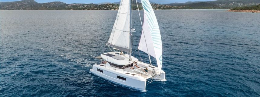 Lagoon 38 | Alma Breeze