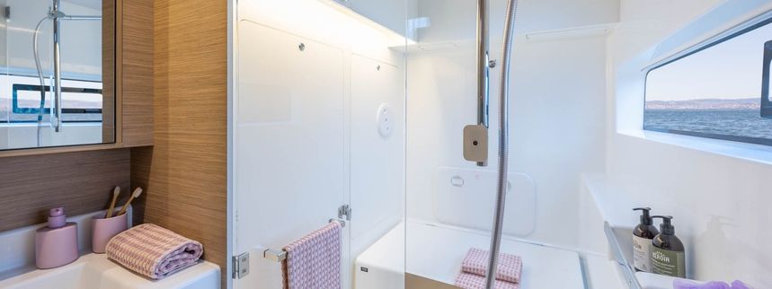 Lagoon 38 | Alma Breeze