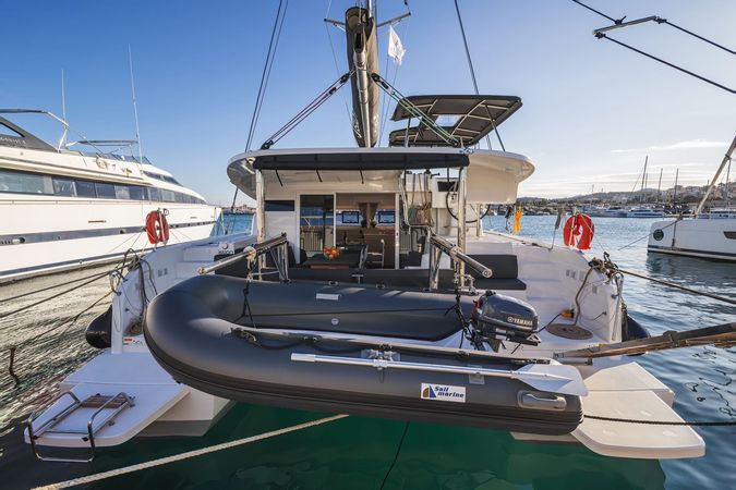 Lagoon 38 | Alma Breeze