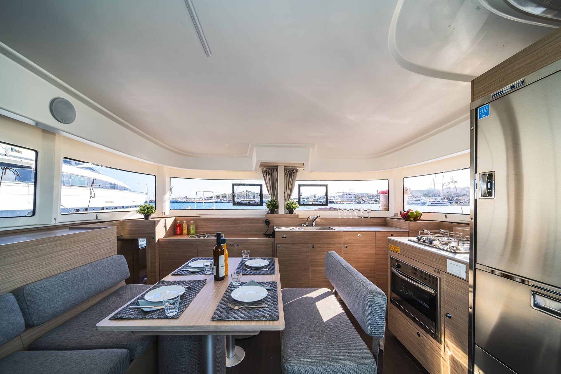 Lagoon 38 | Alma Breeze