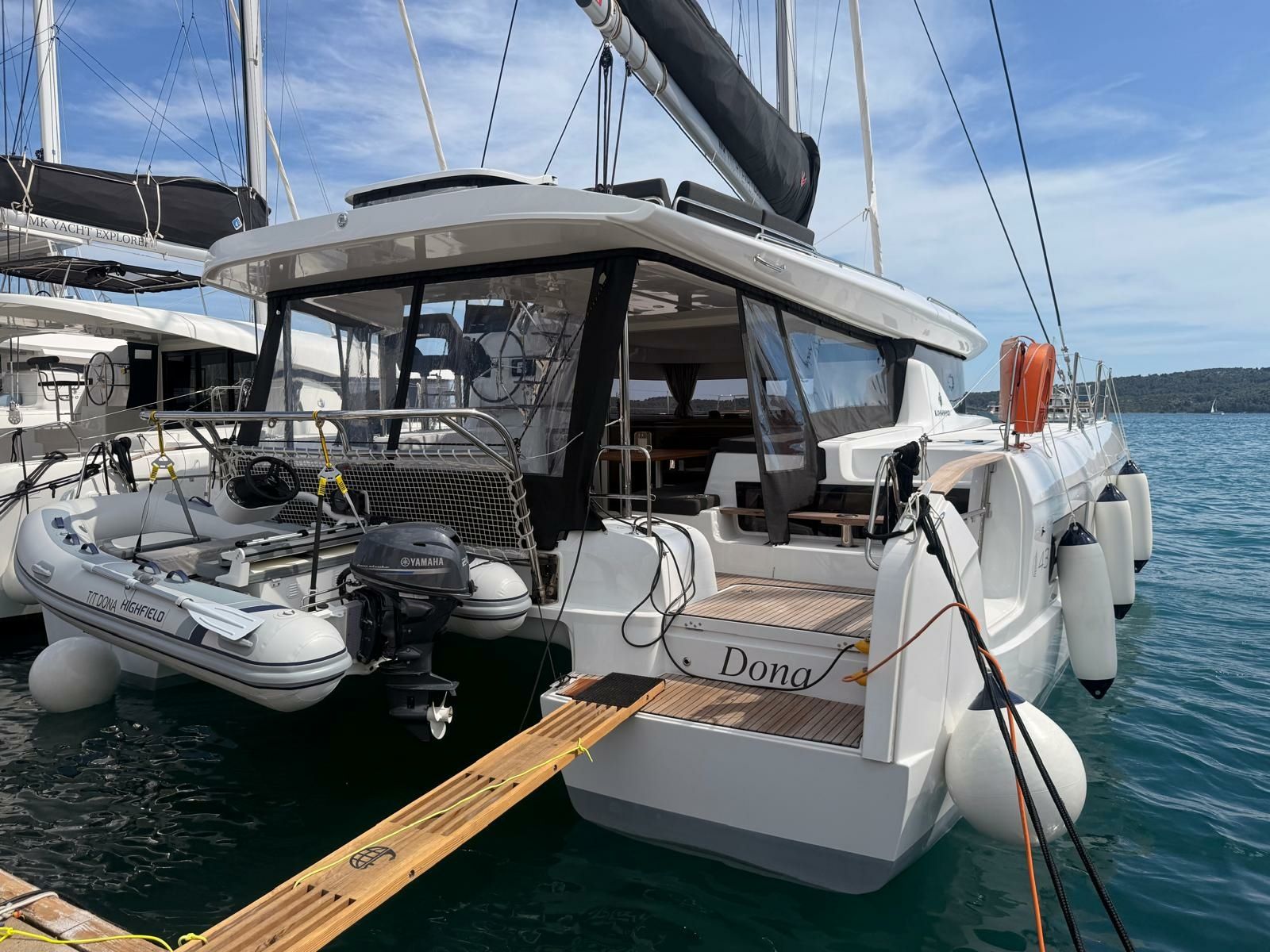 Lagoon 43 | Dona