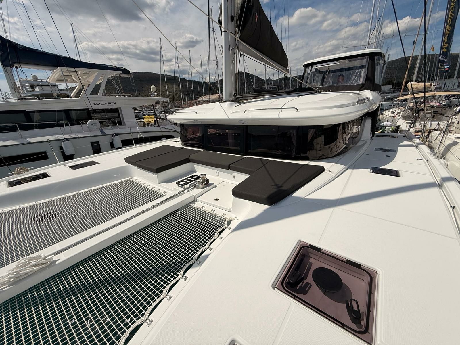 Lagoon 43 | Dona