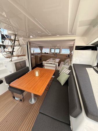 Lagoon 43 | Dona