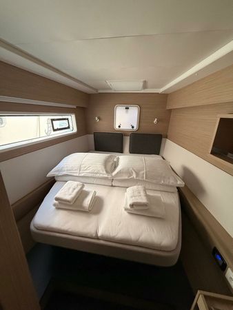 Lagoon 43 | Dona