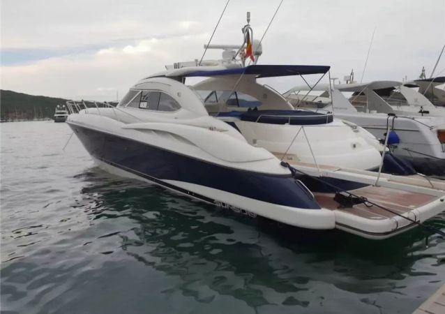 Sunseeker Predator 60 | Divina 2