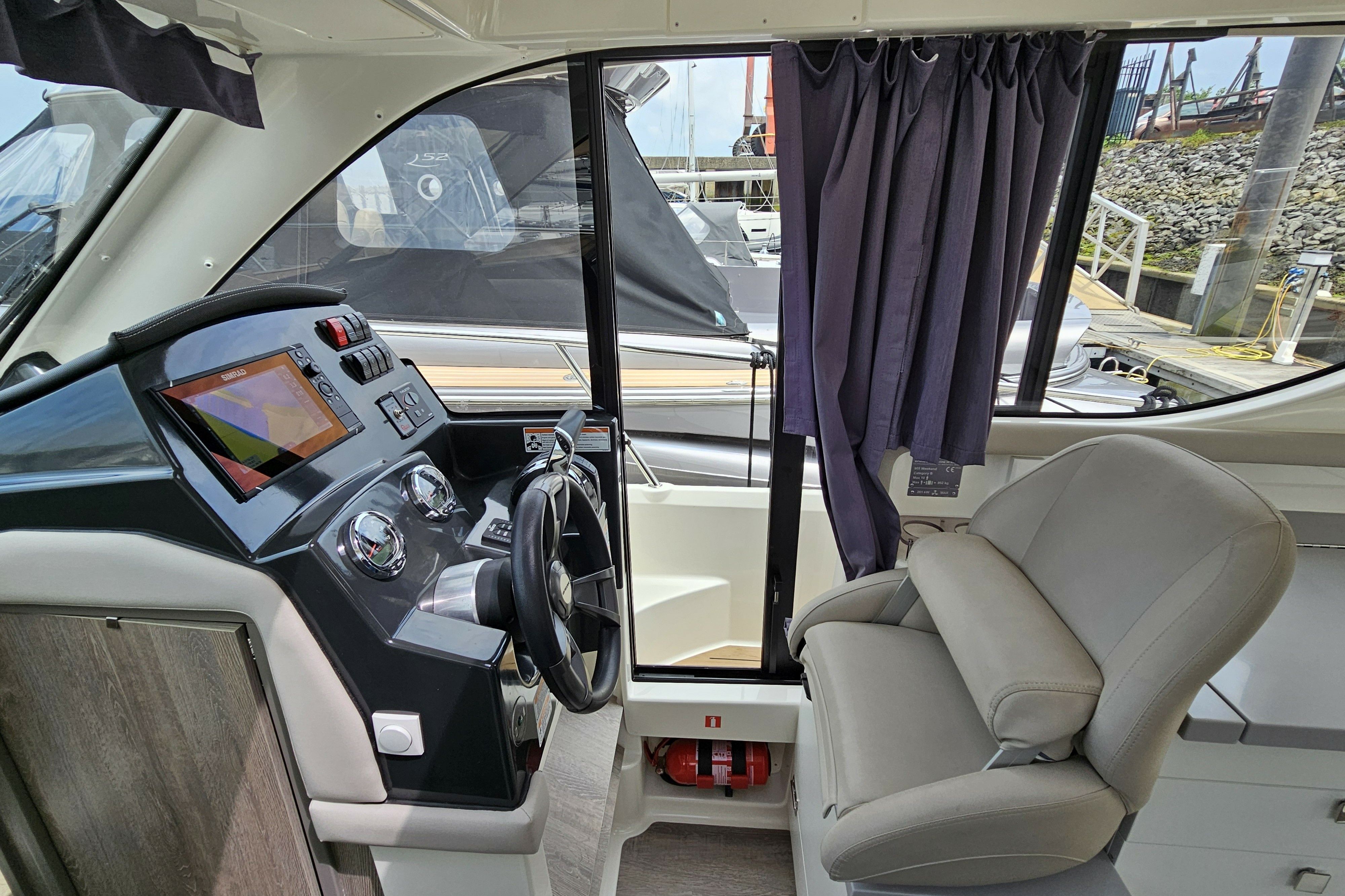 Quicksilver 905 | Hippie