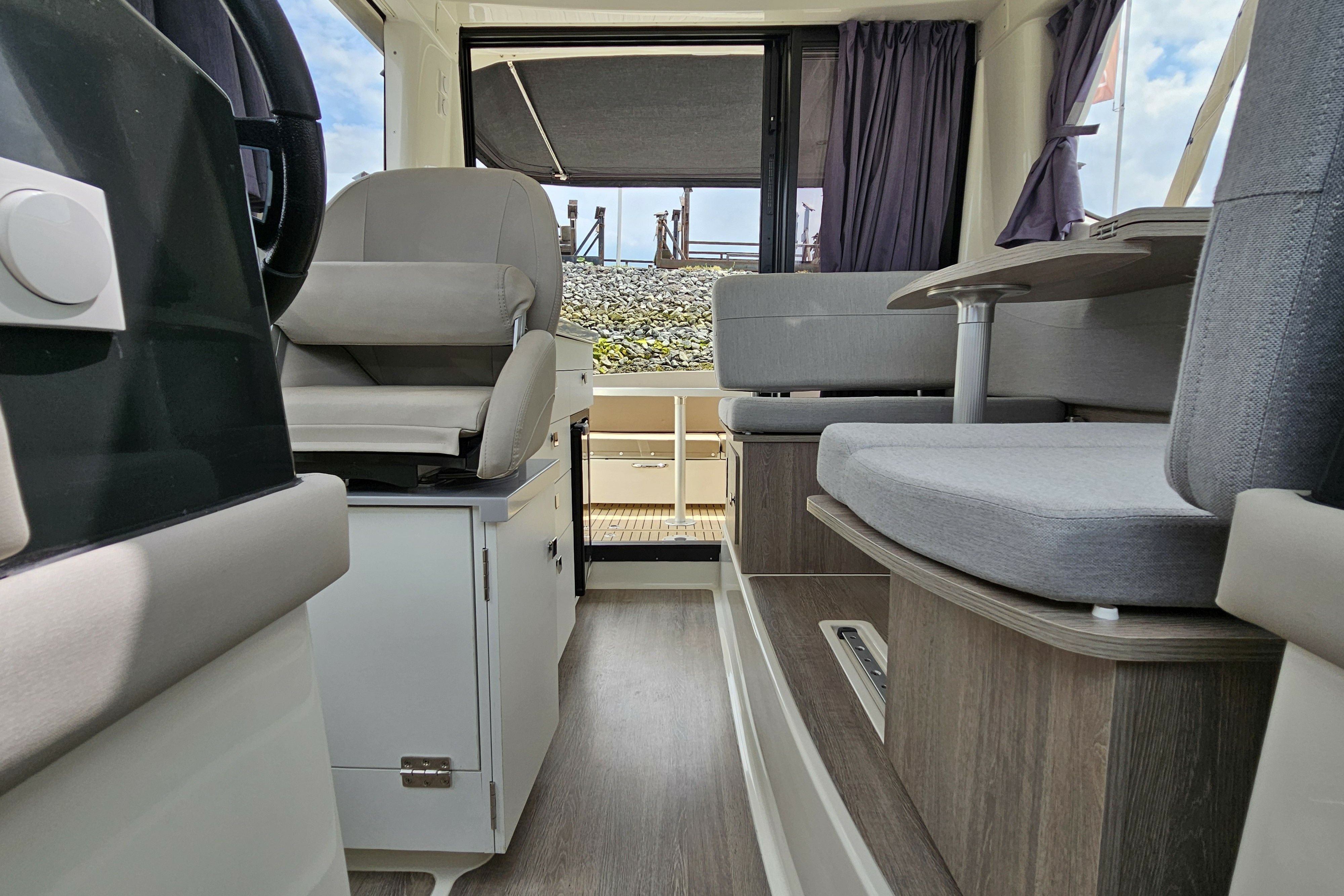 Quicksilver 905 | Hippie