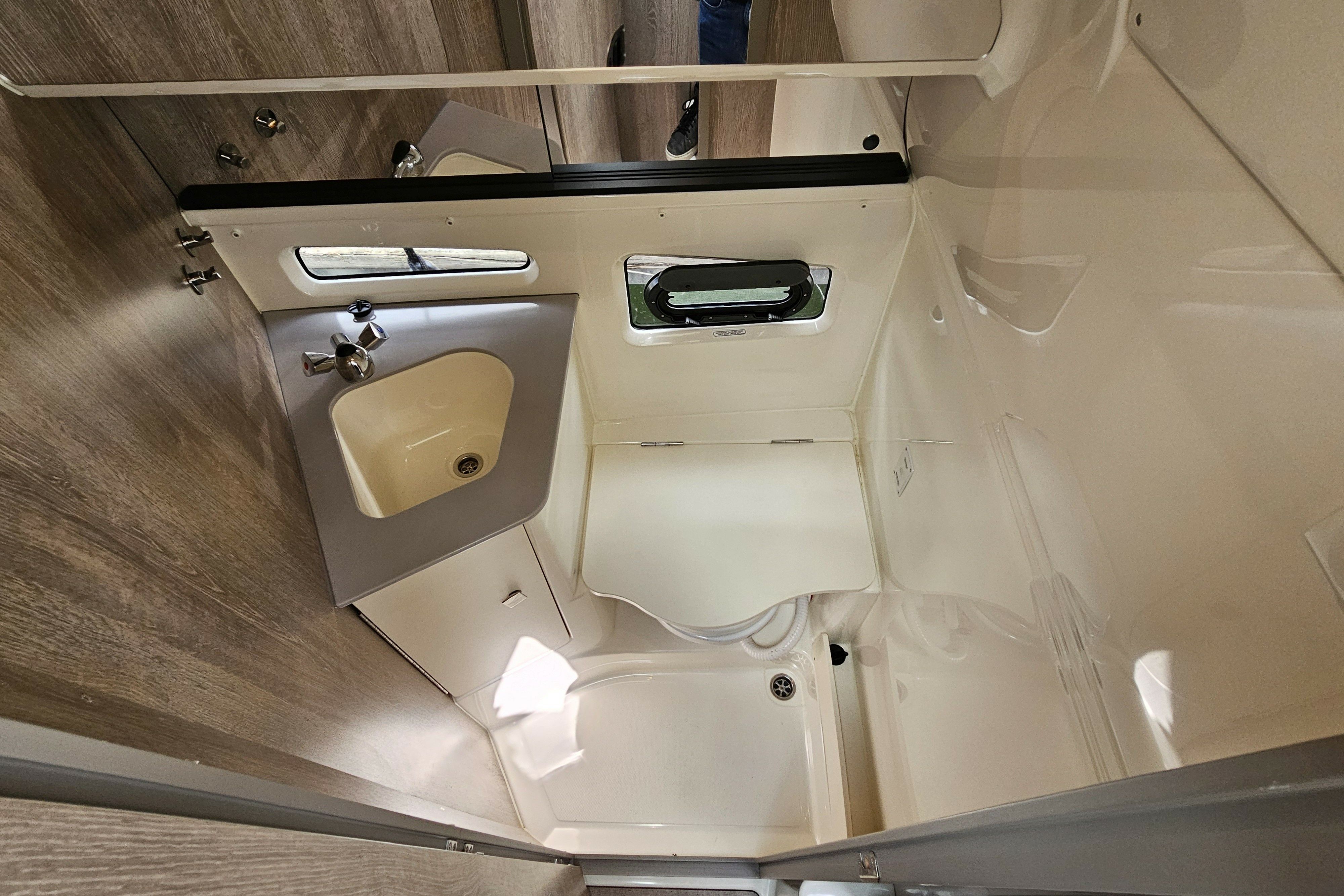 Quicksilver 905 | Hippie