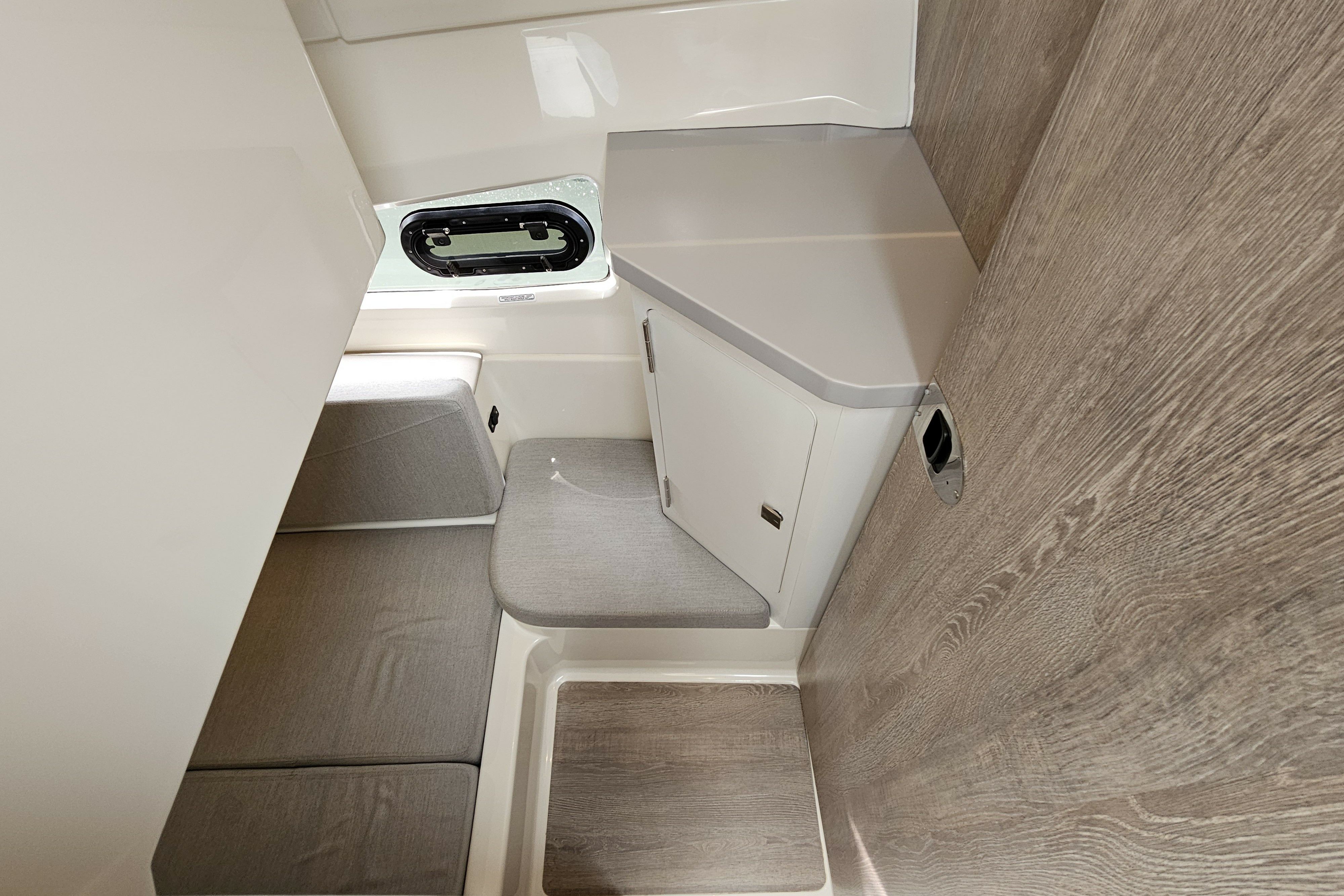 Quicksilver 905 | Hippie