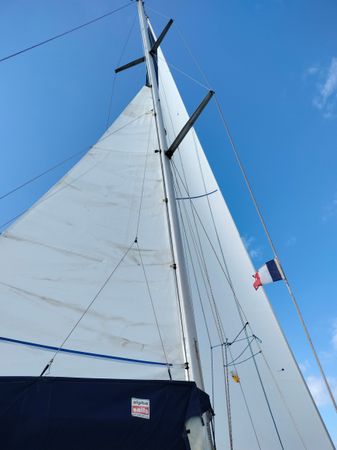 Beneteau Oceanis 430 | La Pomme Bleue