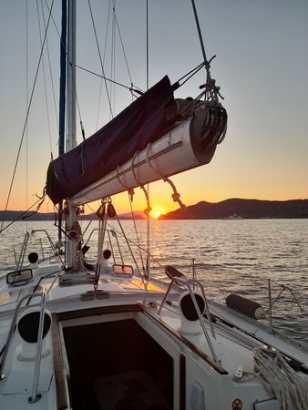 Beneteau Oceanis 430 | La Pomme Bleue