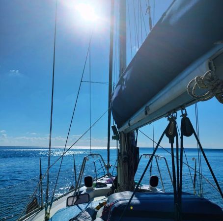 Beneteau Oceanis 430 | La Pomme Bleue