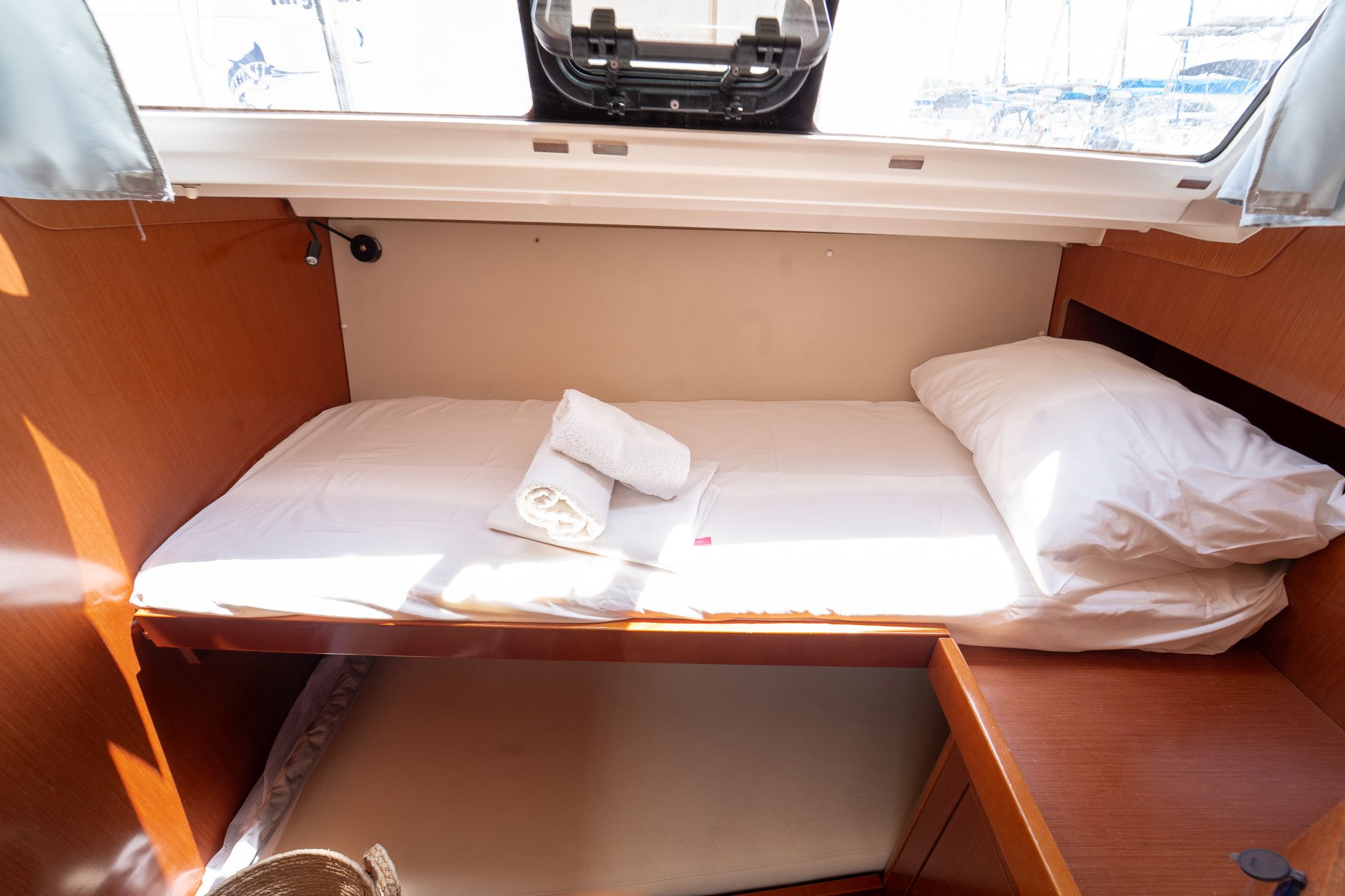 Beneteau Oceanis 48 | Aeolis