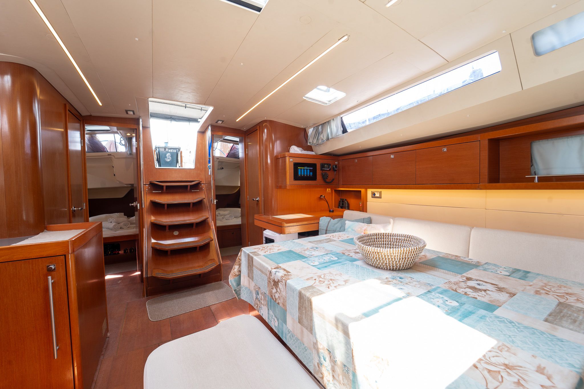 Beneteau Oceanis 48 | Aeolis