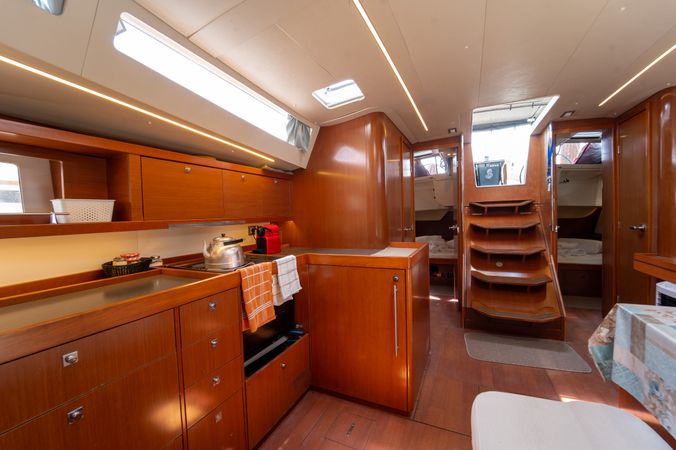 Beneteau Oceanis 48 | Aeolis