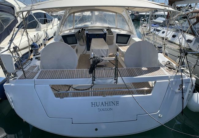 Beneteau Oceanis 45 | Huahine