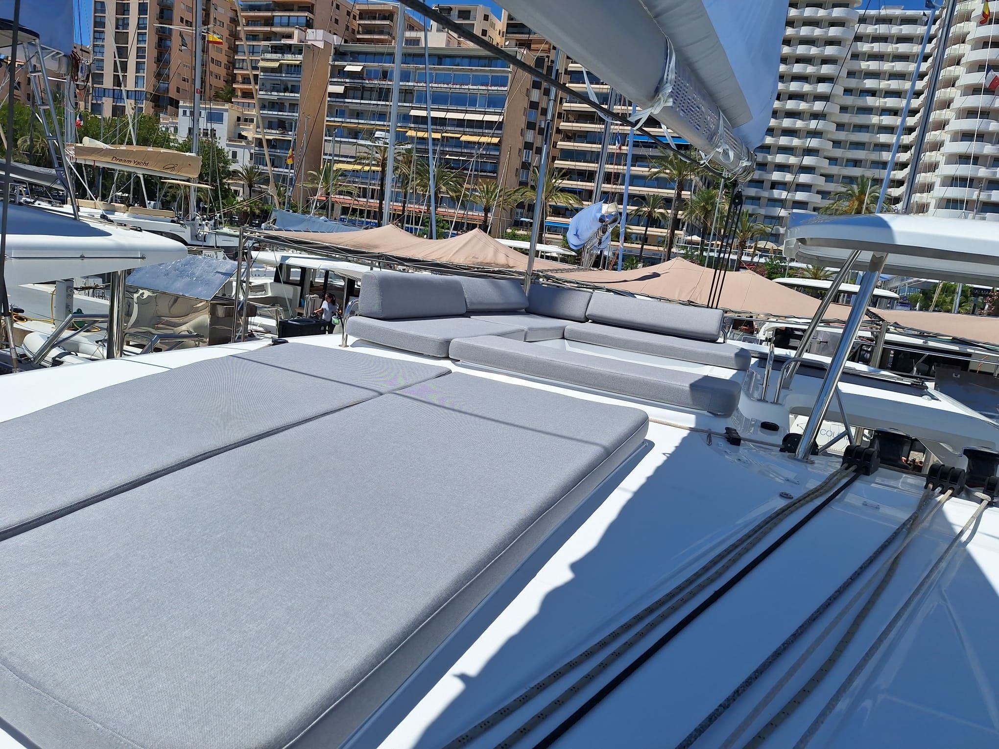 Lagoon 43 | Alba J