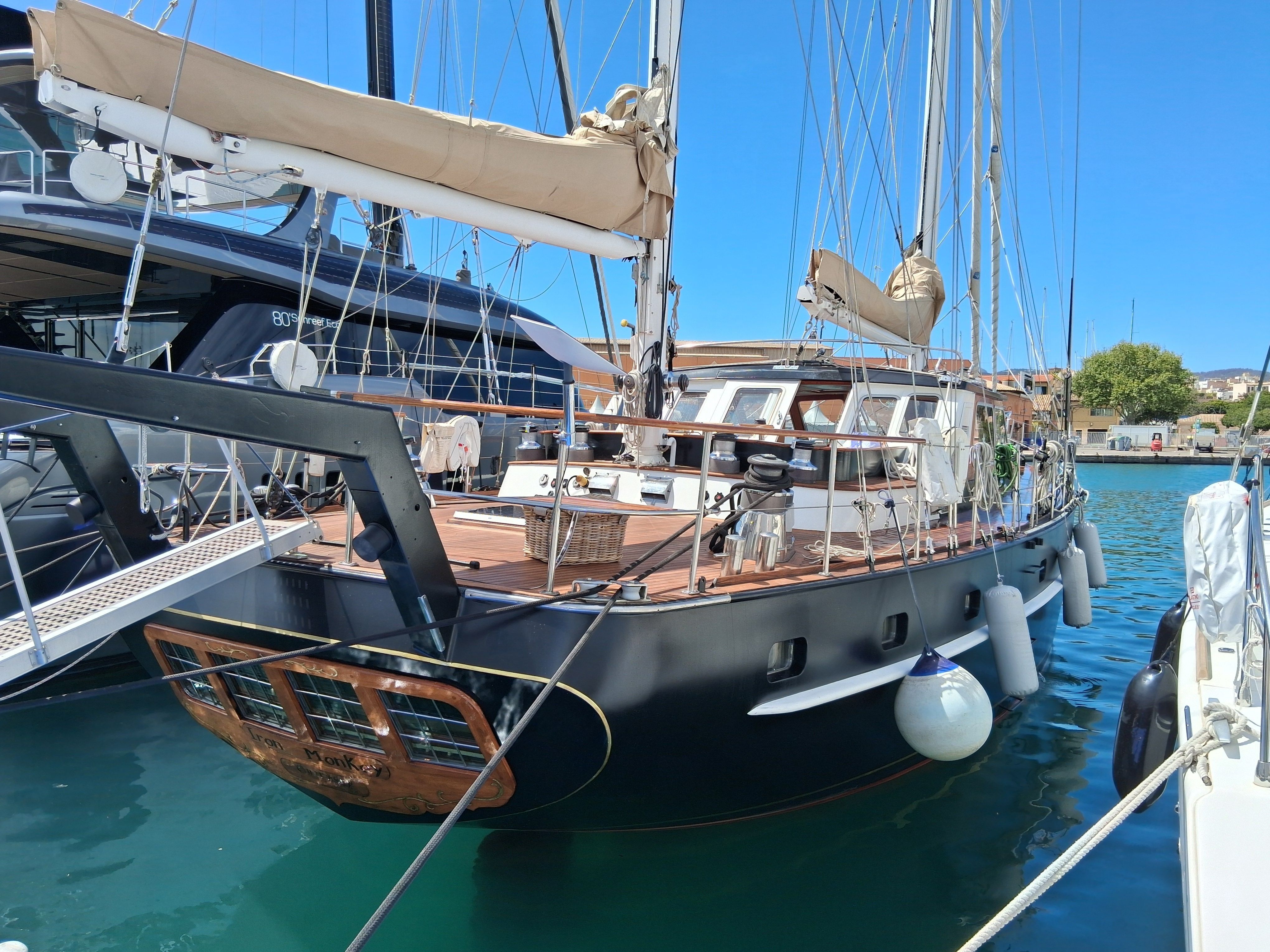 Jongert 22D | Iron Monkey