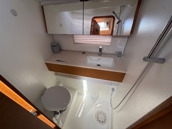 Dufour 44 | Diomede