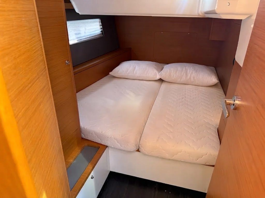 Dufour 44 | Diomede