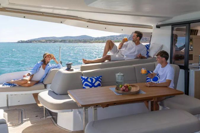 Fountaine Pajot FP44 | Our Moment