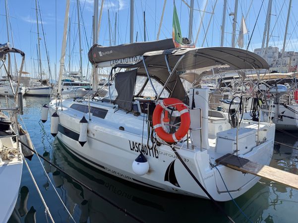 Dufour 37 | Affio