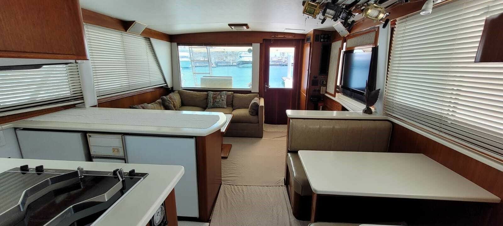 Hatteras Convertible 50 | Esmeralda