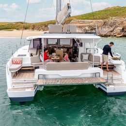Fountaine Pajot New 41 | Montague