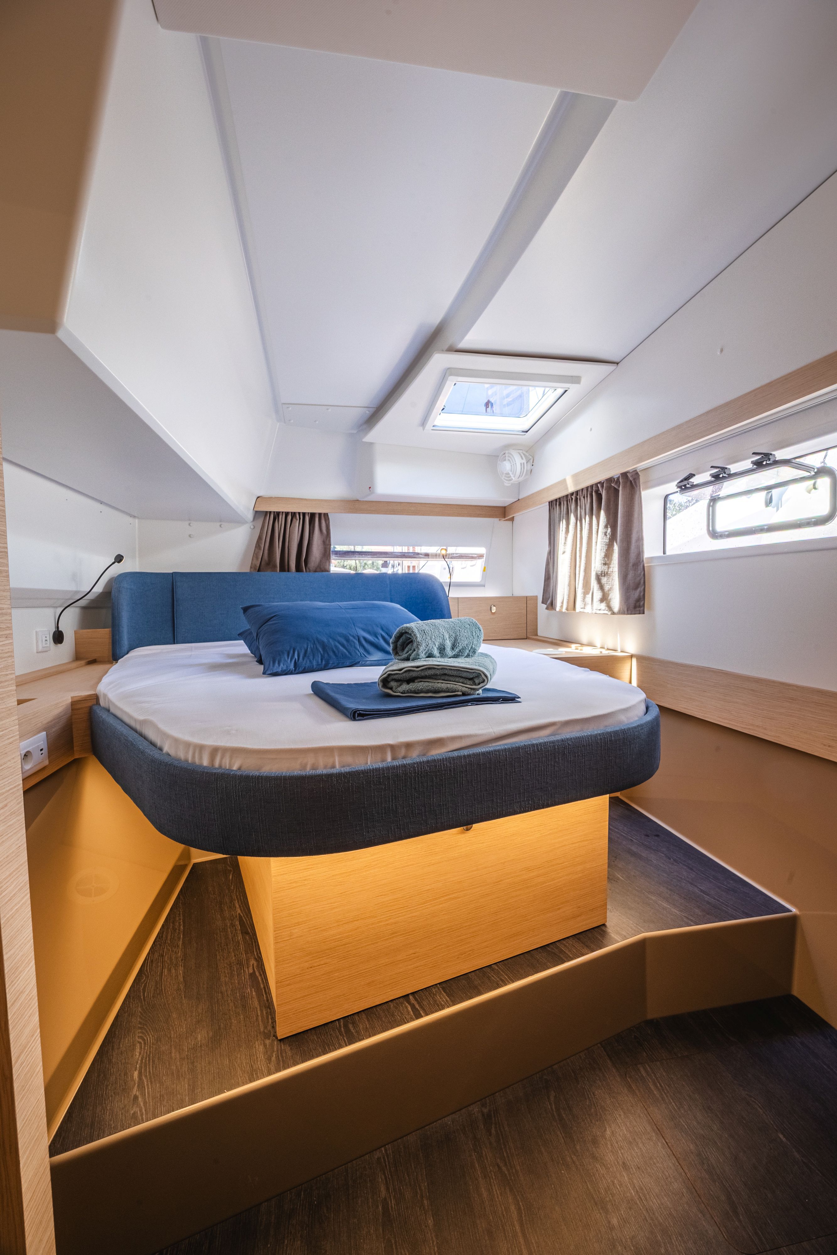 Fountaine Pajot New 41 | Montague