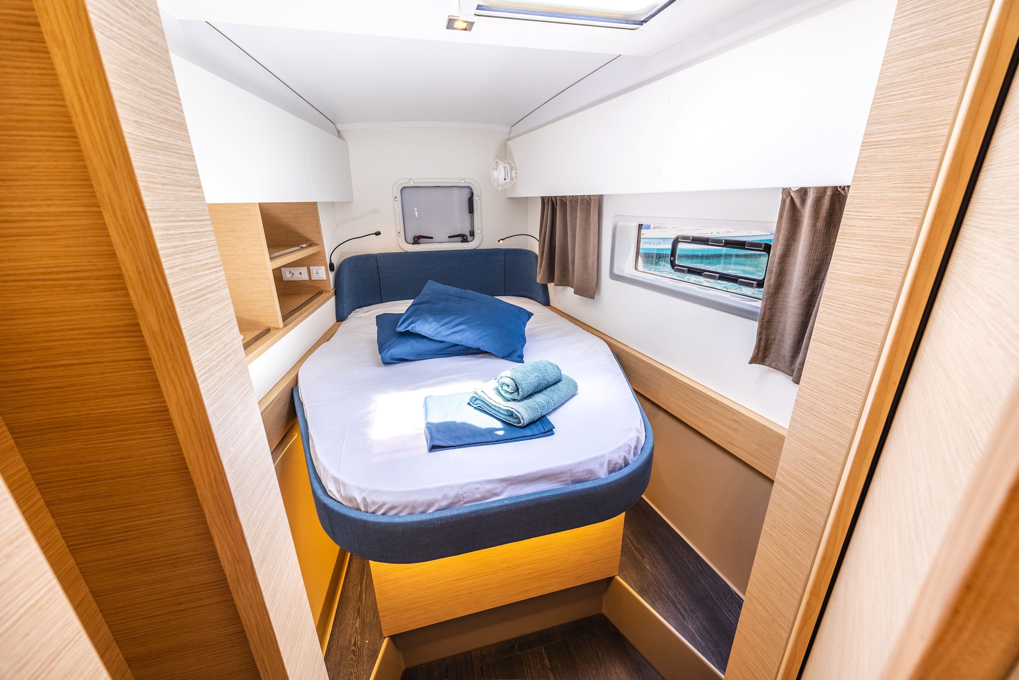 Fountaine Pajot New 41 | Montague