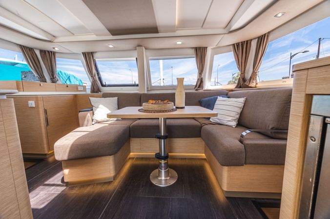Fountaine Pajot New 41 | Montague