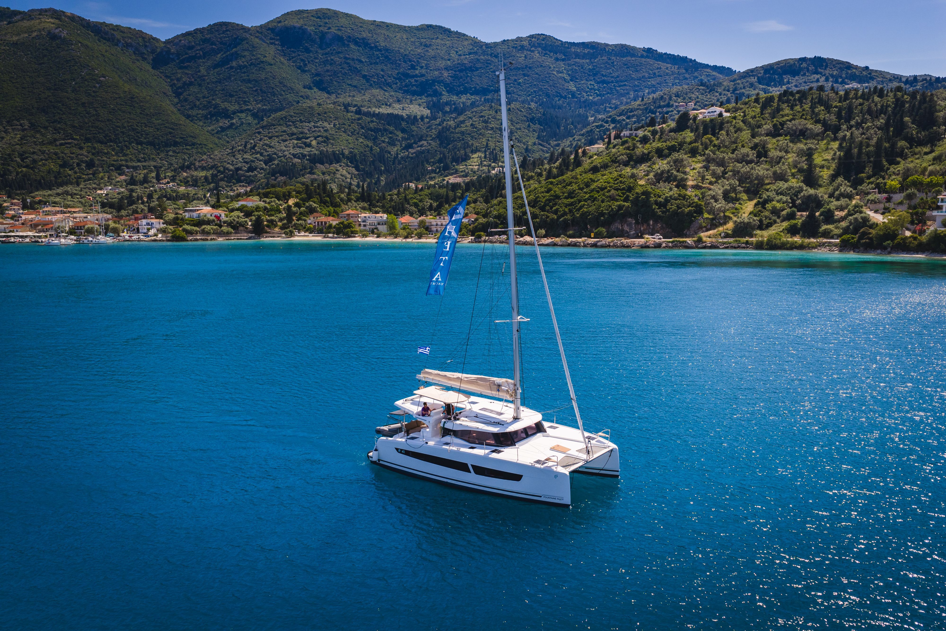 Fountaine Pajot New 41 | Montague