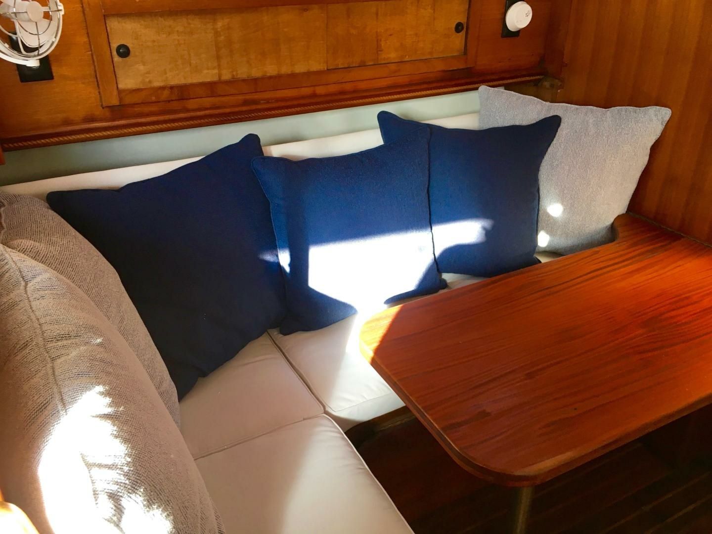 Downeast 38 | Olympia