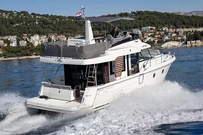 Beneteau Swift Trawler 41 Fly | Sirena